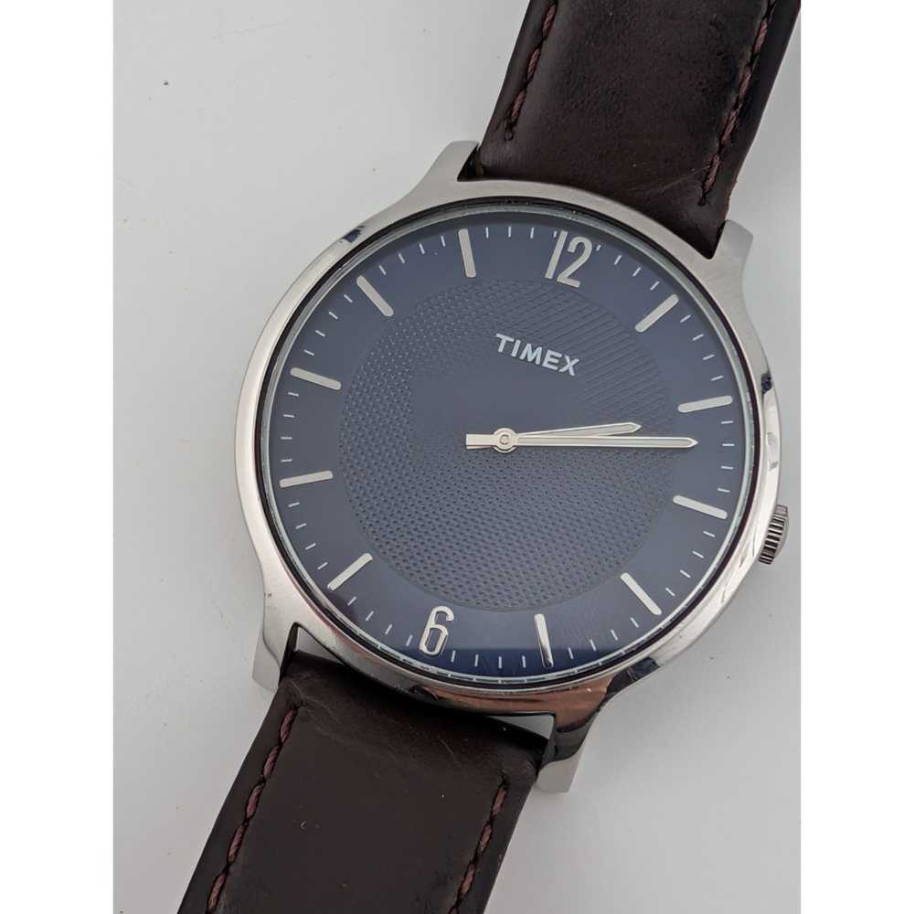 Timex Metropolitan Skyline Watch 40mm Blue Dial Leather Band- New Battery